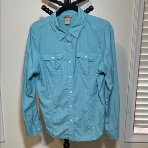 Duluth Trading Co Women's Light Blue Button Down Shirt
